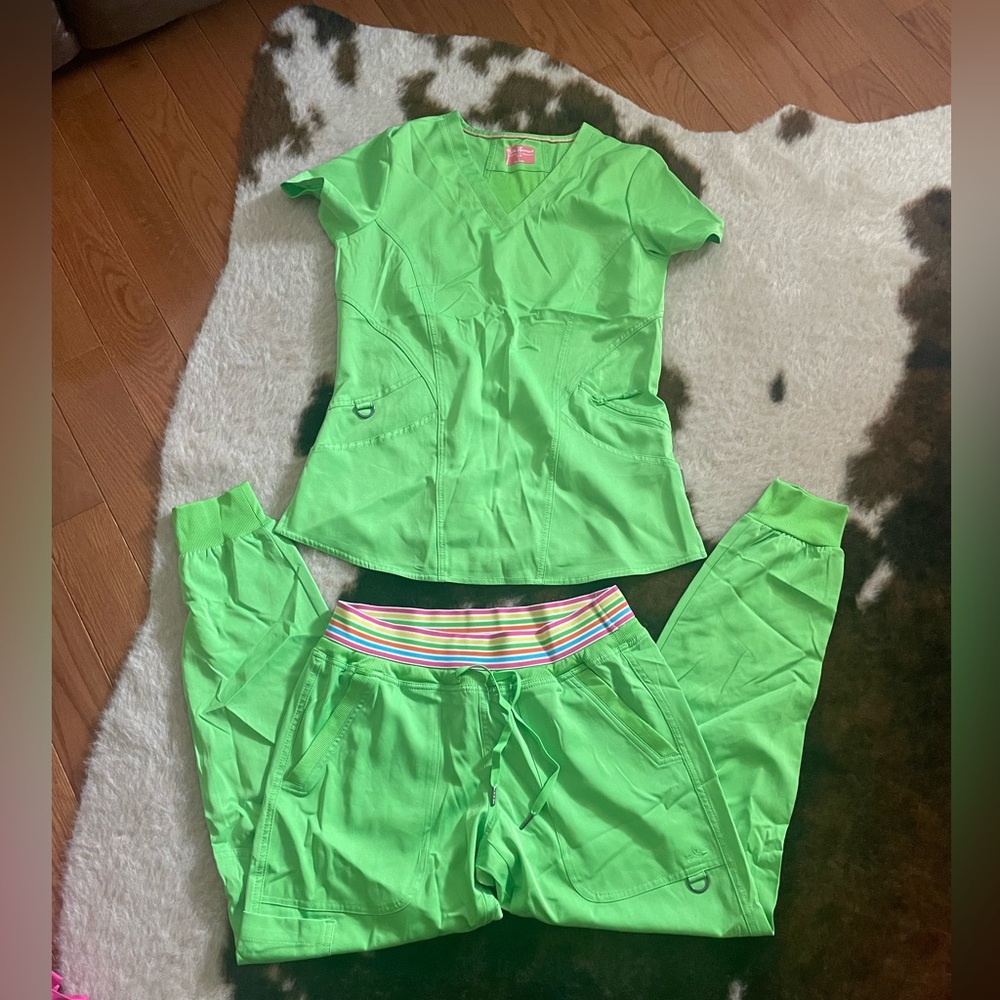 Jogger scrub set